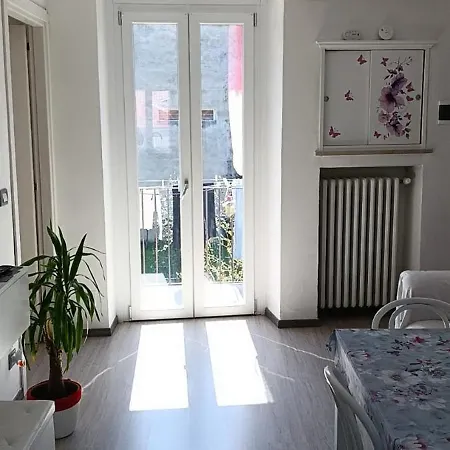 Il Giardino Fiorito アパート *